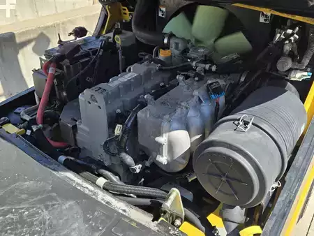 Propane Forklifts 2017  Yale GLC080VXNTAE094 (10)