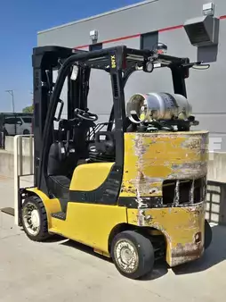 Propane Forklifts 2017  Yale GLC080VXNTAE094 (2)