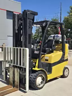 Propane Forklifts 2017  Yale GLC080VXNTAE094 (3)