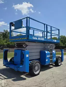 Montacargas Todo Terreno 2008  Genie GS-5390RT (3)