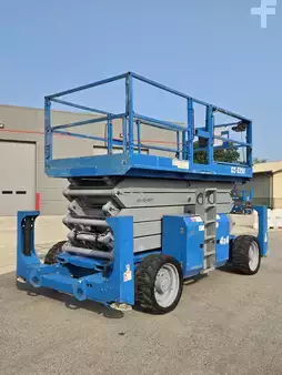Montacargas Todo Terreno 2013  Genie GS-5390RT (5)