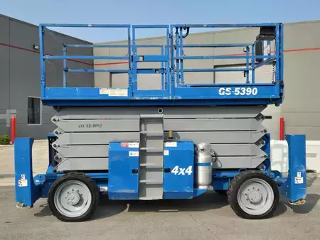 Montacargas Todo Terreno 2013  Genie GS-5390RT (6)