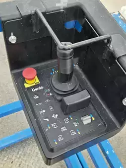 Montacargas Todo Terreno 2015  Genie GS-5390RT (13)