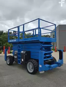 Montacargas Todo Terreno 2015  Genie GS-5390RT (2)