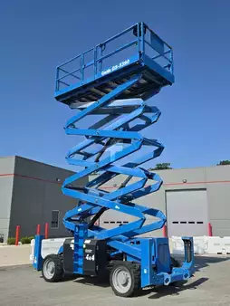 Montacargas Todo Terreno 2015  Genie GS-5390RT (8)