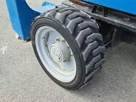 Montacargas Todo Terreno 2015  Genie GS-5390RT (11)