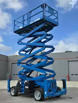 Montacargas Todo Terreno 2015  Genie GS-5390RT (8)