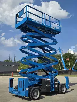 Montacargas Todo Terreno 2016  Genie GS-5390RT (8)