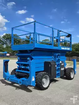 Montacargas Todo Terreno 2016  Genie GS-5390RT (2)