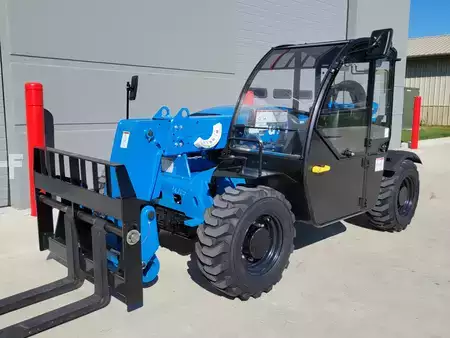 Manipulador Telescópico fijo 2023  Genie GTH-5519 (3)
