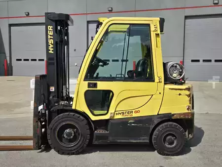Propane Forklifts 2022  Hyster H60FT (1)