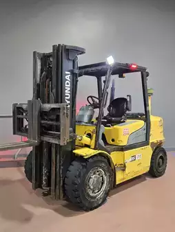 Montacargas diésel 2013  Hyundai 40DS-7E (8)