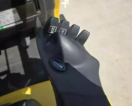 Propane Forklifts 2016  Hyster S100FT-BCS (14)