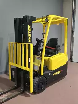 Turret Truck 2022  Hyster J30XNT (3)