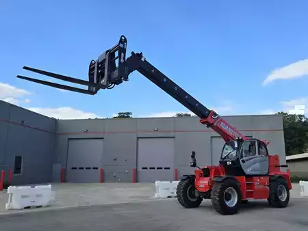 Manipulador Telescópico fijo 2024  Manitou MHT 10135 ST5 (8)