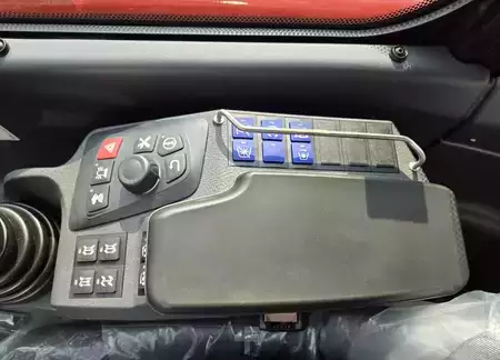Manipulador Telescópico fijo 2023  Manitou MHT 10135 ST5 (16)