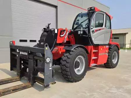 Manipulador Telescópico fijo 2023  Manitou MHT 10135 ST5 (3)