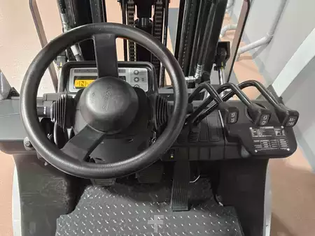 Montacargas GLP 2024  Unicarriers MP1F2A25DV (15)