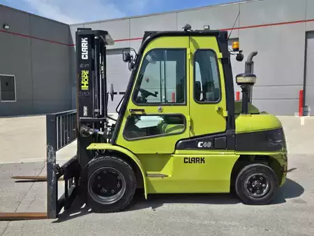 Diesel Forklifts 2021  Clark C40D (1)