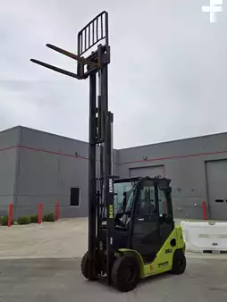 Diesel Forklifts 2022  Clark S25D (8)