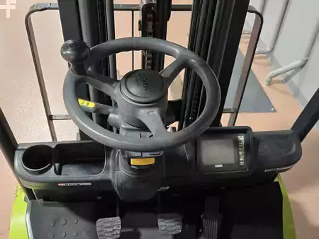 Montacargas GLP 2021  Clark S25L (15)