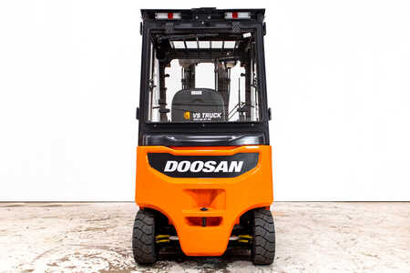 4-wiel elektrische heftrucks 2018  Doosan B20X-7 (4)