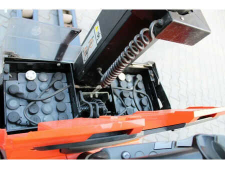 Stacker pedestre 2009  BT Toyota SWE 080L stapelaar elektrische (8)