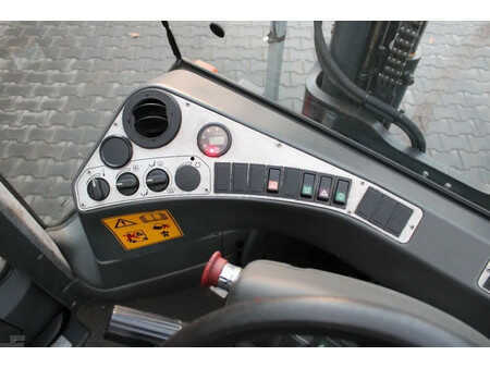 El Truck - 4-hjul 2006  Kalmar ECE-55-6 heftruck elektrische freelift lepelverstelling (12)