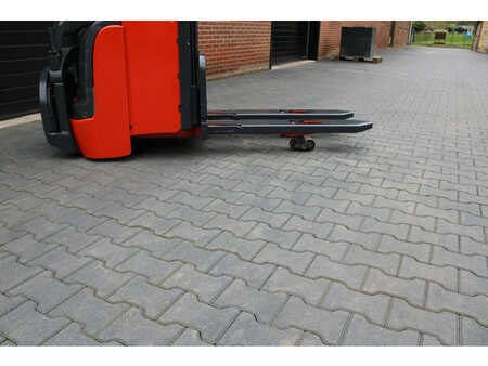 Wózek wysokiego podnoszenia 2011  Linde L14AP stapelaar elektrische met pompwagenfunctie (2)