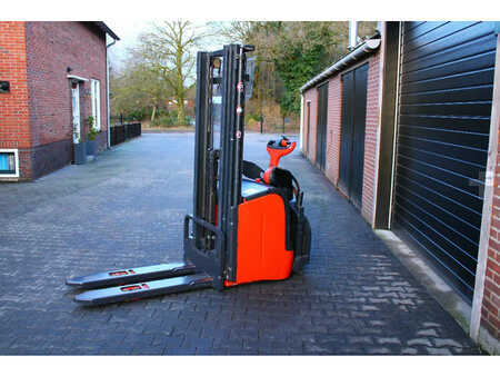 Linde L14AP stapelaar triplex