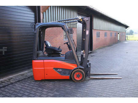 Linde E16 heftruck elektrische triplex freelift sideshift