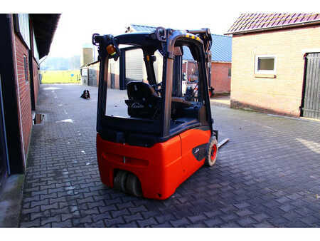 Linde E16 heftruck elektrische triplex freelift sideshift