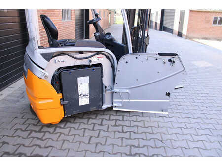 Elektro 3 Rad 2018  Still RX20-16 heftruck elektrische 3-delige mast sideshift (9)