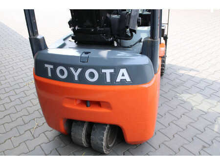 El Truck - 3-hjul 2018  Toyota 8fbe20t heftruck elektrische triplex lepelverstelling sideshift (7)