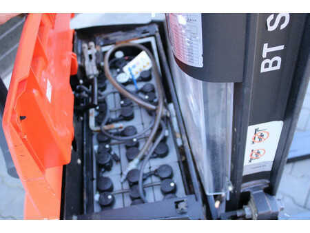Gerbeurs 2010  Toyota SWE200d stapelaar elektrische met pompwagen functie (9)