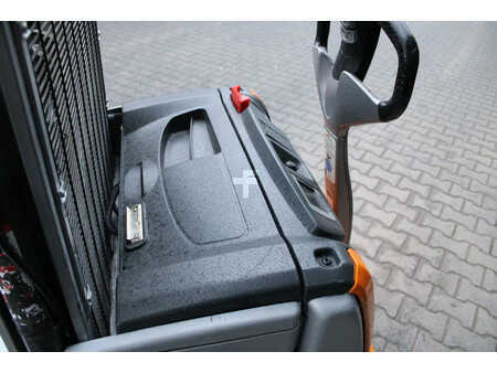 Ruční vysokozdvižný vozík 2016  Still exv16 stapelaar nieuwe accu elektrische triplex freelift (10)