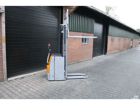 Ruční vysokozdvižný vozík 2016  Still exv16 stapelaar nieuwe accu elektrische triplex freelift (7)