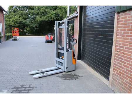 Ruční vysokozdvižný vozík 2018  Still EXV10 stapelaar elektrische met maar 1260 uuur (2)