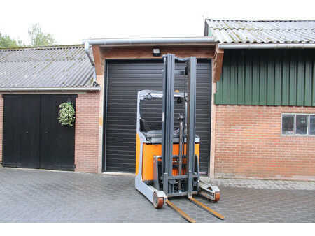 Chariots à mât rétractable 2018  Still FM-X10 reachtruck elektrische triplex sideshift freelift (6)