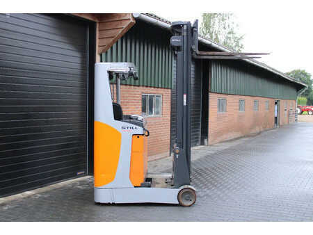 Chariots à mât rétractable 2018  Still FM-X10 reachtruck elektrische triplex sideshift freelift (7)