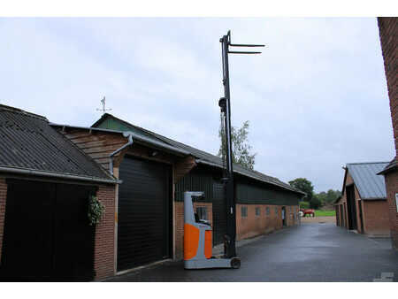 Chariots à mât rétractable 2018  Still FM-X10 reachtruck elektrische triplex sideshift freelift (8)