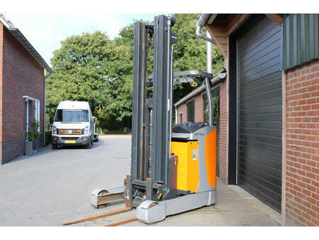 Retraky 2017  Still FM-X14 reachtruck elektrische triplex sideshift freelift (2)