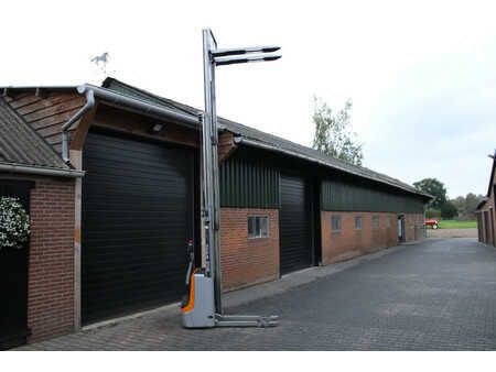 Stapelaars 2015  Still EXV12 stapelaar elektrische triplex 1617 uur (8)