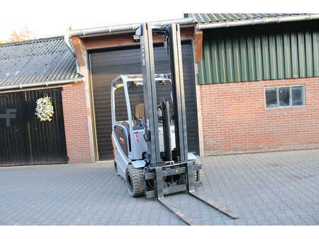 Chariots électriques à 4 roues 2016  Still RX60 25 heftruck elektrische triplex sideshift (5)