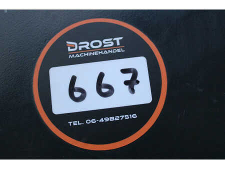 Chariots électriques à 4 roues 2014  Linde E25 heftruck elektrische triplex lepelversteling sidesift (3)