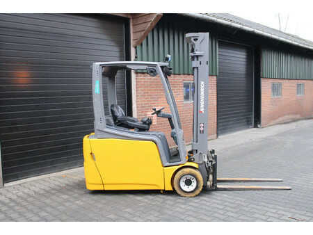 Sähkö - 4 pyör 2016  Jungheinrich EFG218k heftruck elektrische triplex 4 functies (1)