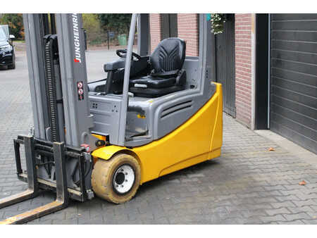 Sähkö - 4 pyör 2016  Jungheinrich EFG218k heftruck elektrische triplex 4 functies (9)