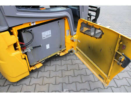 Sähkö - 3 pyör 2019  Jungheinrich EFG216 heftruck elektrische triplex lepelversteling sideshift (10)