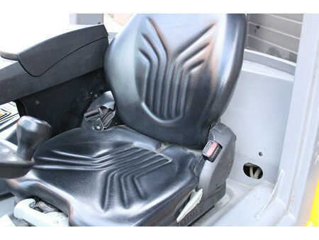 Carrelli elettrici 4 ruote 2017  Jungheinrich EFG318k heftruck elektrische freelift triplex sideshift (12)