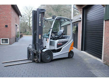 Elektrisk- 4 hjul 2016  Still RX60 25 heftruck elektrische accubj 2023 triplex lepelverstelling sideshift (2)